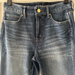 White House Black Market High-Rise Sculpt Straight Jeans Medium Blue/Size 4